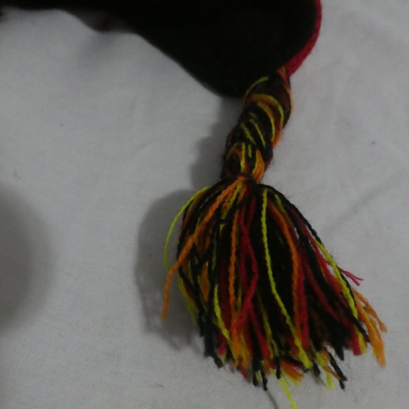 GEORGE | one size | Fun Winter Hat With Flame Design and Mohawk | NWOT - Picture 3 of 11